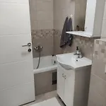 Md *